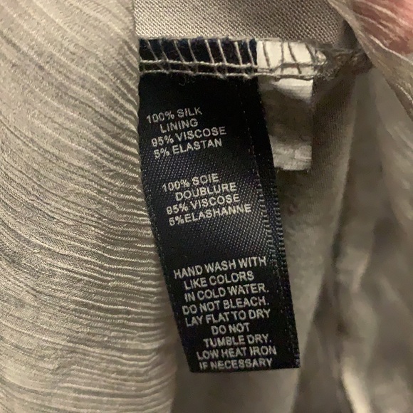 Saks Fifth Avenue 100 % silk blouse - Picture 4 of 5